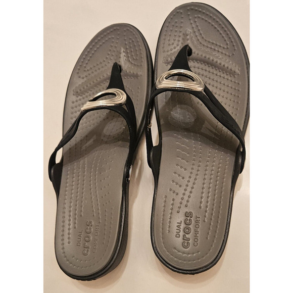 Crocs Sanrah 203342 Navy Blue w/ Silver Circle Wedge Slip on Thong Sandals Women - Picture 6 of 11